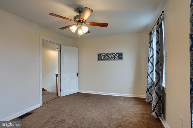 225 BROAD ST, Palmyra, PA 17078