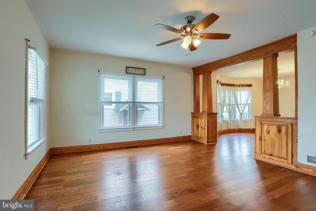 225 BROAD ST, Palmyra, PA 17078