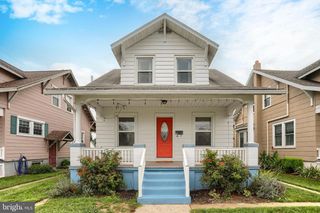 225 BROAD ST, Palmyra, PA 17078