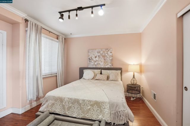 1515 14Th Ave 305, Oakland, CA 94606