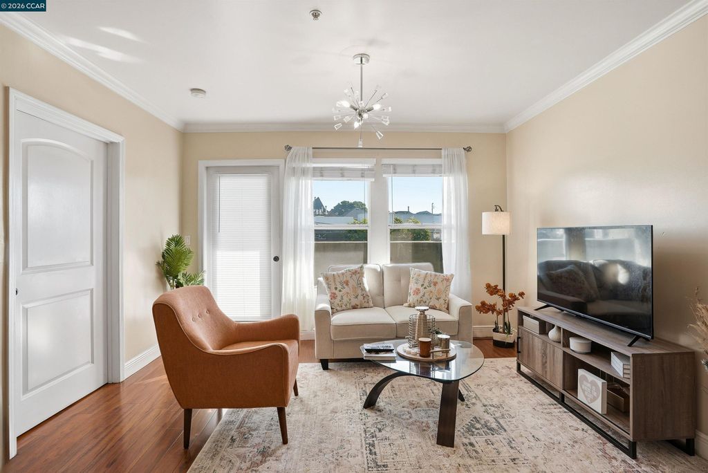 1515 14Th Ave 305, Oakland, CA 94606