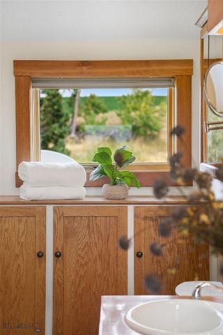 855 Deer Path, Bozeman, MT 59718