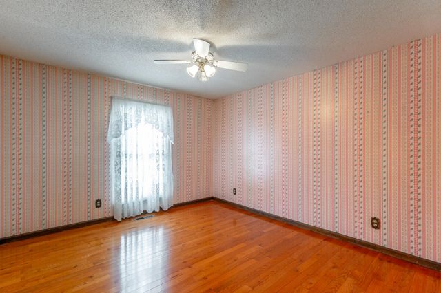 204 Dodd Road, Ringgold, GA 30736