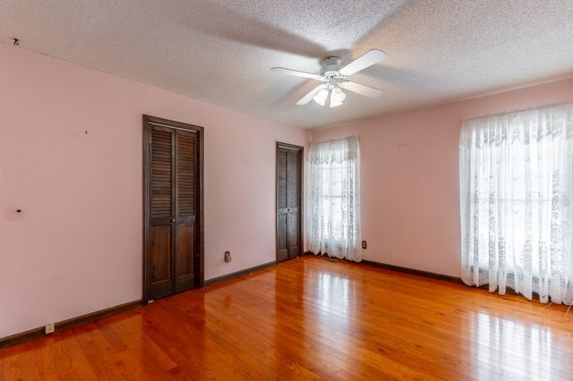 204 Dodd Road, Ringgold, GA 30736