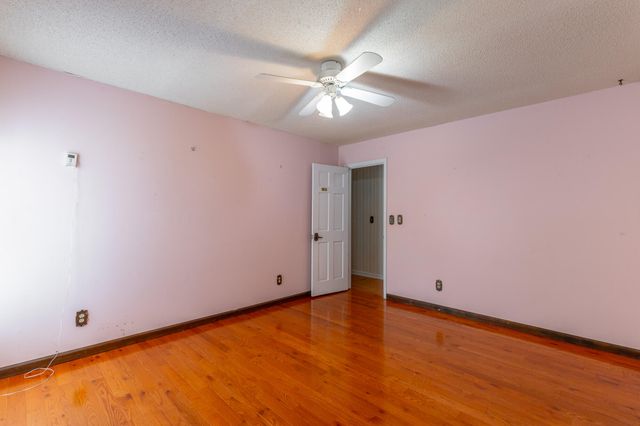 204 Dodd Road, Ringgold, GA 30736
