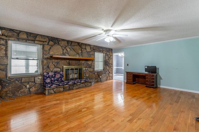 204 Dodd Road, Ringgold, GA 30736