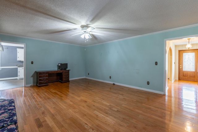 204 Dodd Road, Ringgold, GA 30736