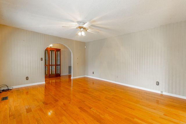 204 Dodd Road, Ringgold, GA 30736