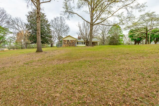 204 Dodd Road, Ringgold, GA 30736
