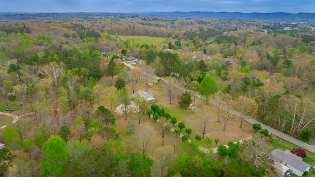 204 Dodd Road, Ringgold, GA 30736