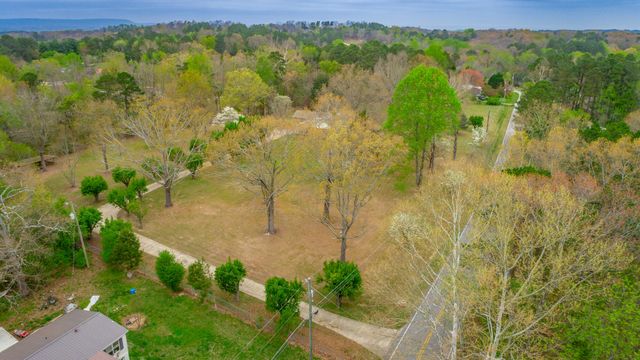 204 Dodd Road, Ringgold, GA 30736