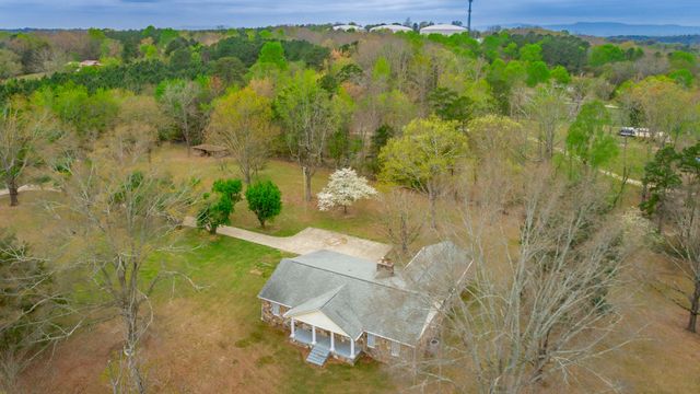 204 Dodd Road, Ringgold, GA 30736