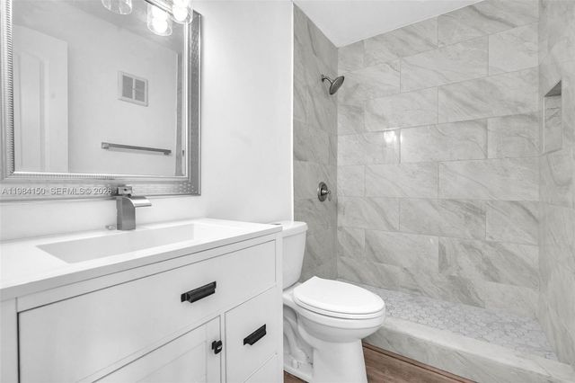 7344 SW 8th Ct 2, North Lauderdale, FL 33068