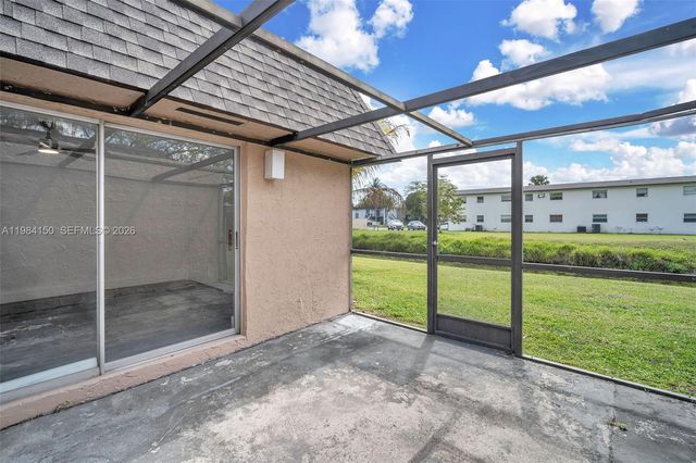 7344 SW 8th Ct 2, North Lauderdale, FL 33068