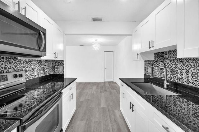 7344 SW 8th Ct 2, North Lauderdale, FL 33068