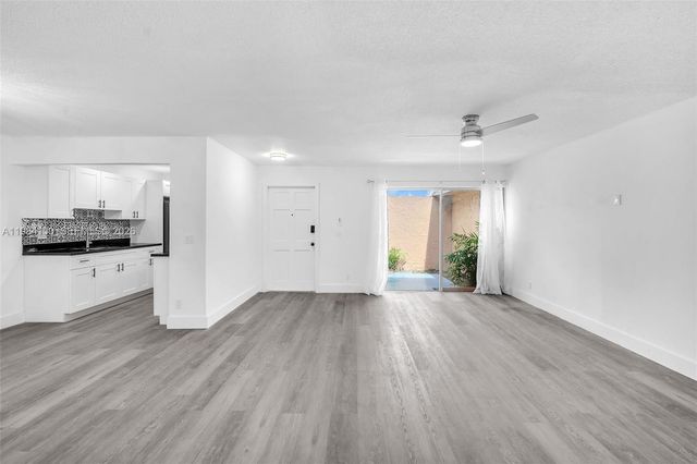 7344 SW 8th Ct 2, North Lauderdale, FL 33068