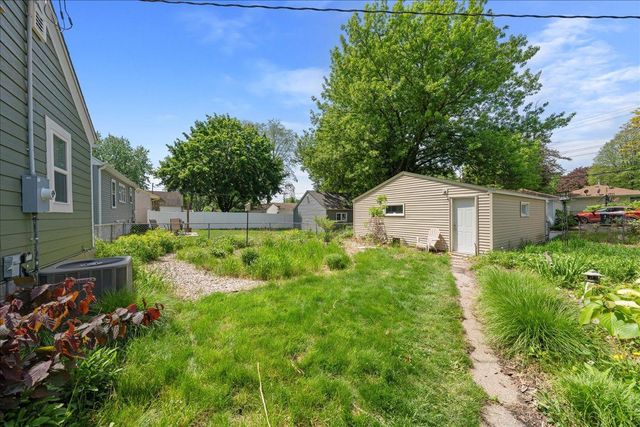 5516 34th Avenue S, Minneapolis, MN 55417