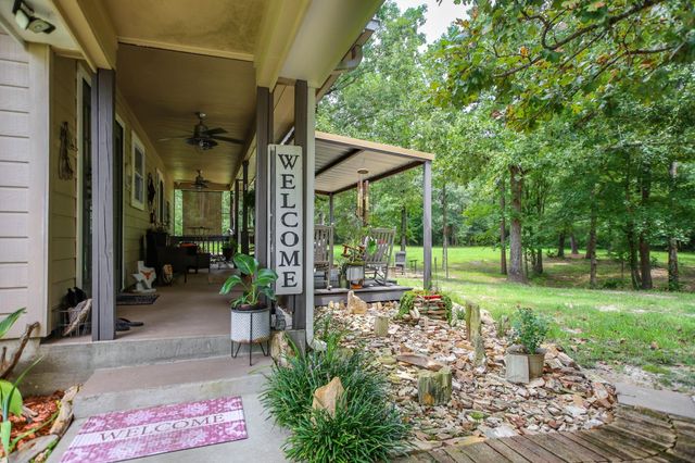 2551 Gilliland Creek Road, Huntington, TX 75949
