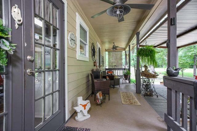 2551 Gilliland Creek Road, Huntington, TX 75949