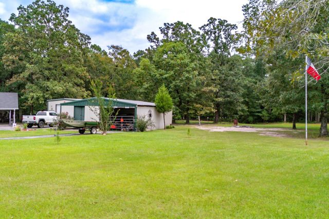2551 Gilliland Creek Road, Huntington, TX 75949