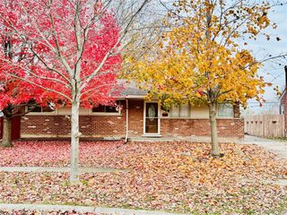 30267 Champine Street, Saint Clair Shores, MI 48082