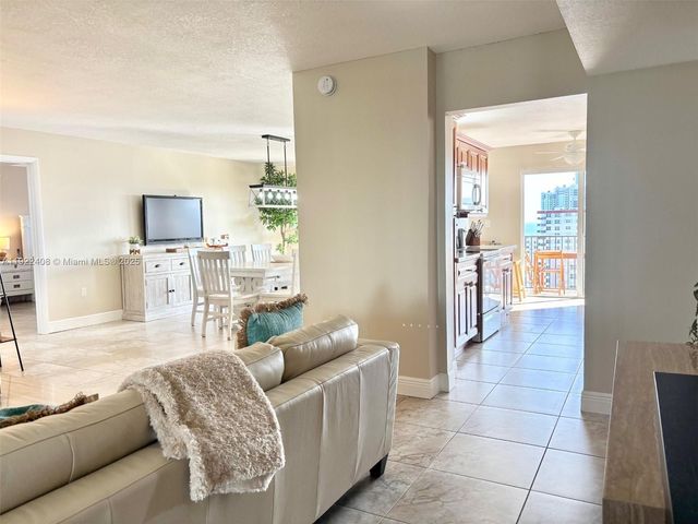 1201 S Ocean Dr 1610S, Hollywood, FL 33019