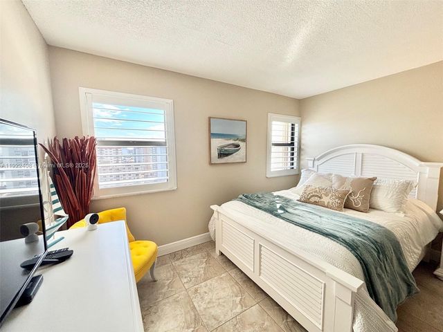 1201 S Ocean Dr 1610S, Hollywood, FL 33019