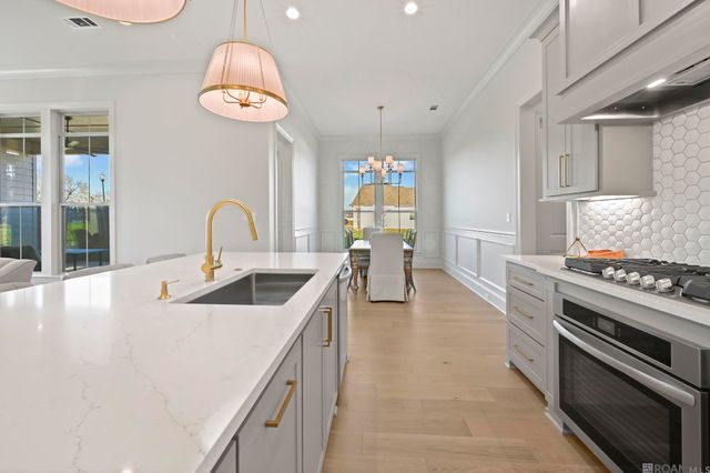 5091 Stonewater Dr, Gonzales, LA 70737