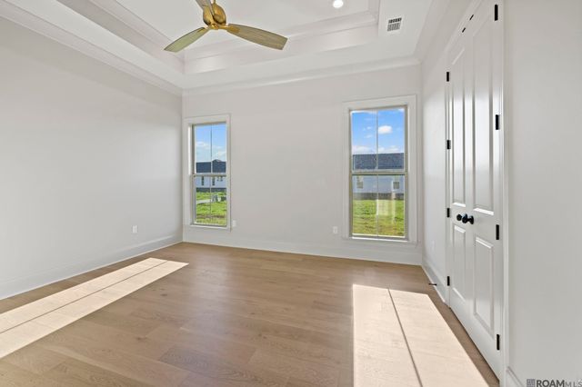 5091 Stonewater Dr, Gonzales, LA 70737