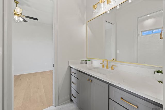 5091 Stonewater Dr, Gonzales, LA 70737