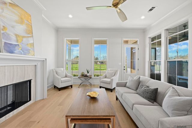 5091 Stonewater Dr, Gonzales, LA 70737