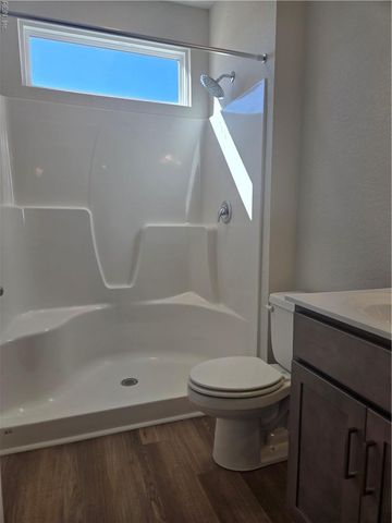 228 Arbormoor LN, Moyock, NC 27958