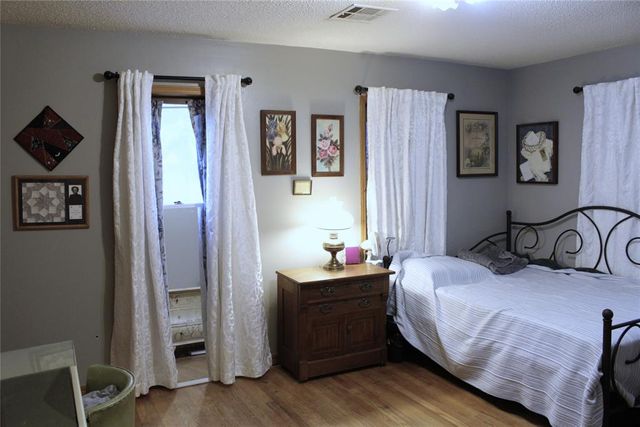 2623 N Moulton Drive, Oklahoma City, OK 73127