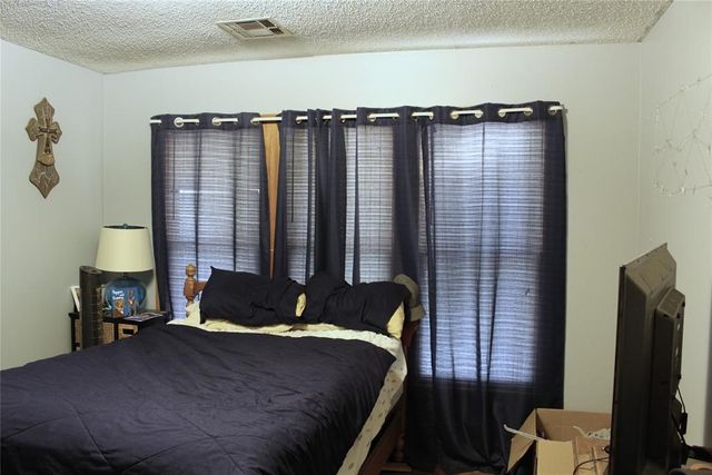 2623 N Moulton Drive, Oklahoma City, OK 73127