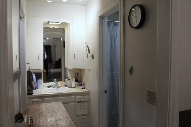 2623 N Moulton Drive, Oklahoma City, OK 73127