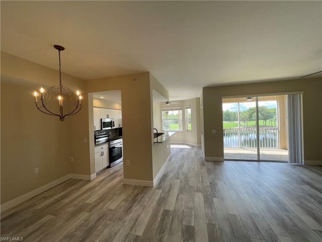 3780 Sawgrass WAY 3327, Naples, FL 34112