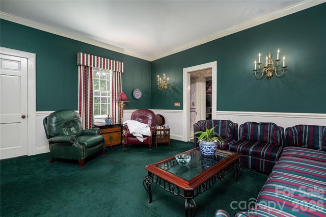 805 S Aspen Street, Lincolnton, NC 28092