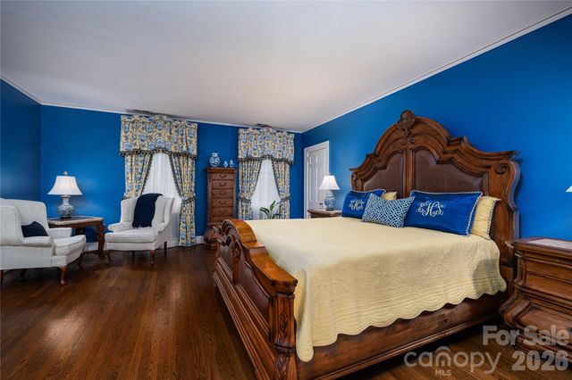 805 S Aspen Street, Lincolnton, NC 28092