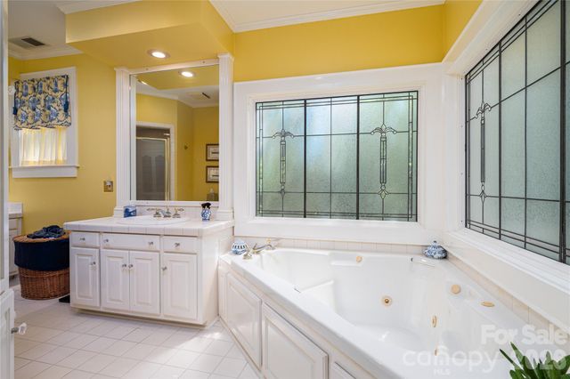 805 S Aspen Street, Lincolnton, NC 28092