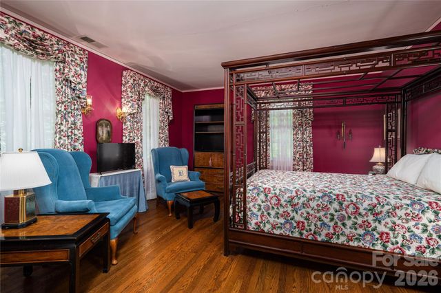 805 S Aspen Street, Lincolnton, NC 28092