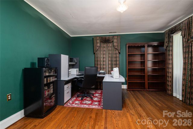 805 S Aspen Street, Lincolnton, NC 28092