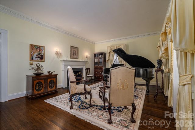 805 S Aspen Street, Lincolnton, NC 28092