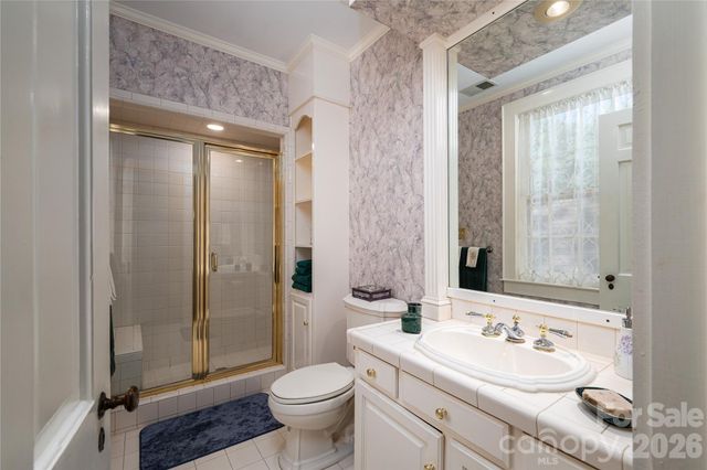 805 S Aspen Street, Lincolnton, NC 28092