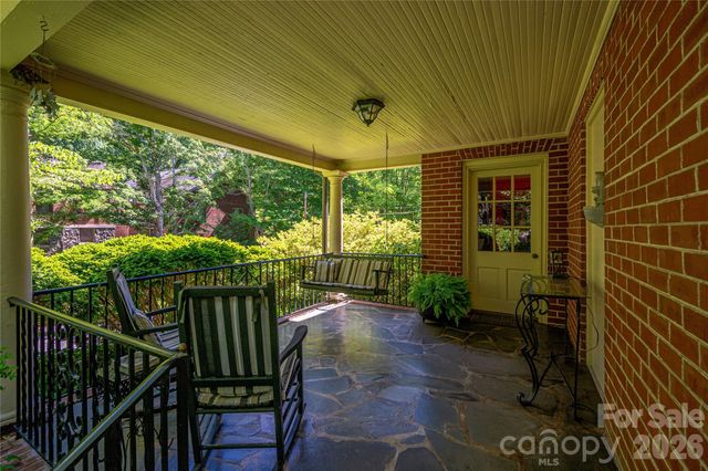 805 S Aspen Street, Lincolnton, NC 28092