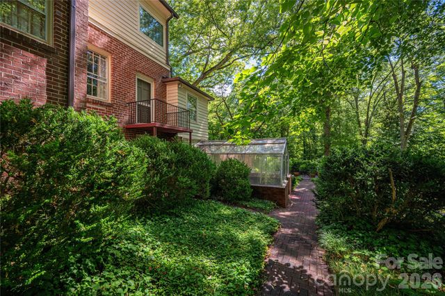 805 S Aspen Street, Lincolnton, NC 28092
