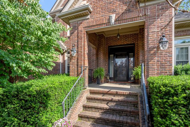 1164 Taborlake Drive, Lexington, KY 40502