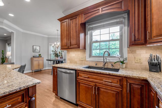 1164 Taborlake Drive, Lexington, KY 40502