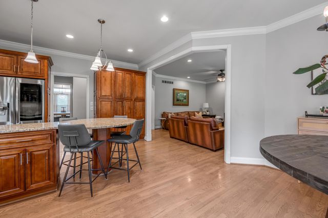 1164 Taborlake Drive, Lexington, KY 40502