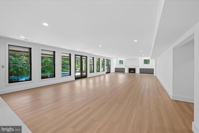 1701 BRIAR RIDGE RD, Mclean, VA 22101