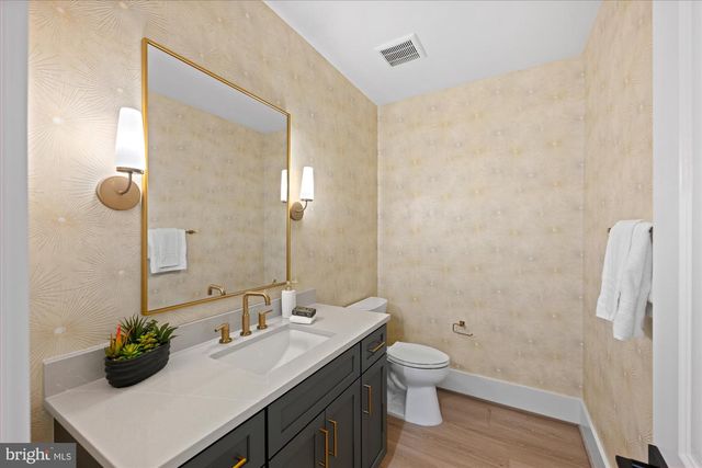 1701 BRIAR RIDGE RD, Mclean, VA 22101